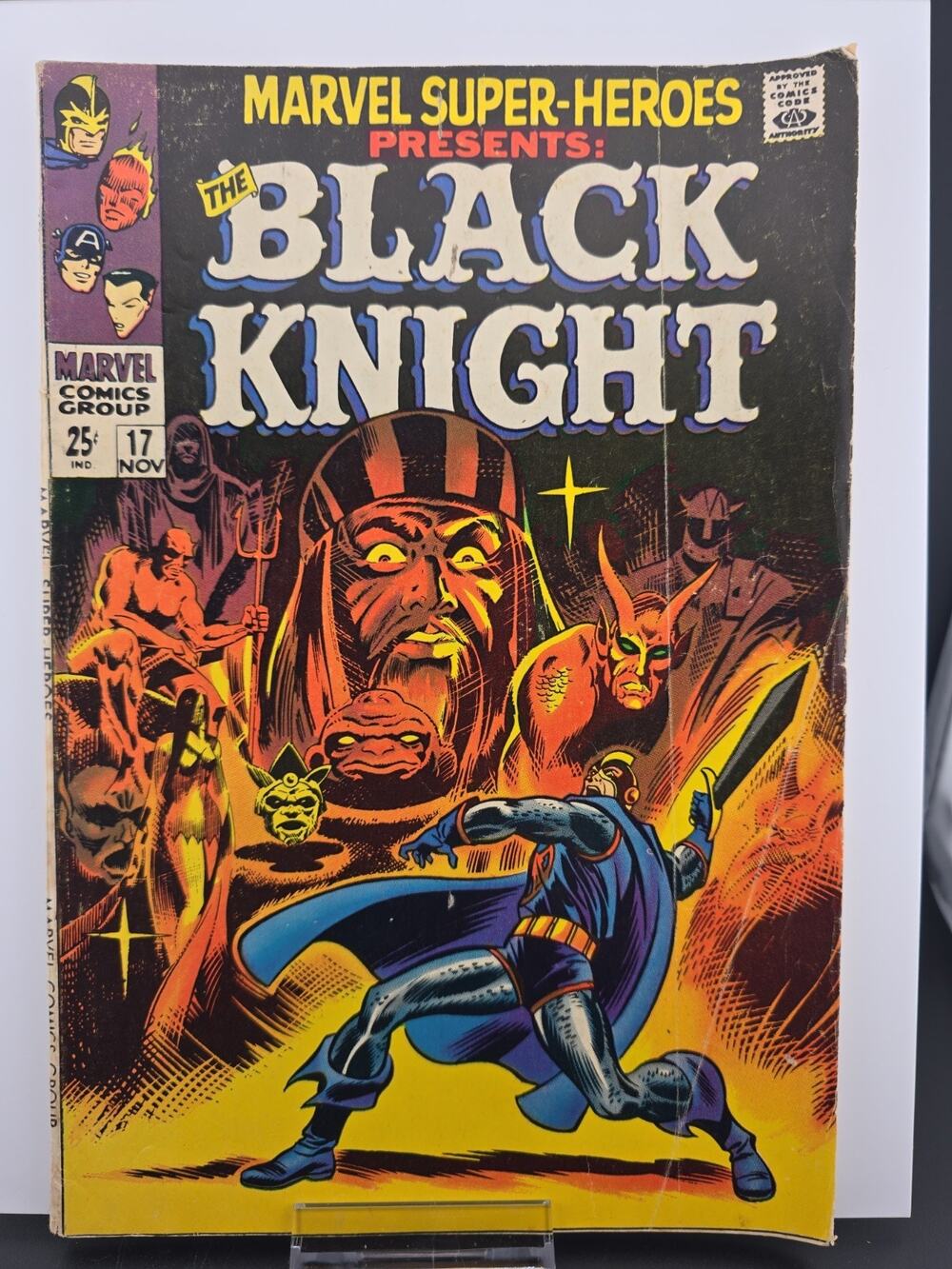 Marvel Super-Heroes Presents The Black Knight #17 Origin & 1st Solo Dane Whitman